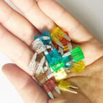 20PCS Multicolor Car Fuses Set - Durability Total - Blade Mini Model Clip Fuse for Trucks - 5A 7.5A 10A 15A 20A 25A 30A, for Car Boat Truck SUV Automotive Replacement Fuses. - Imagen 5